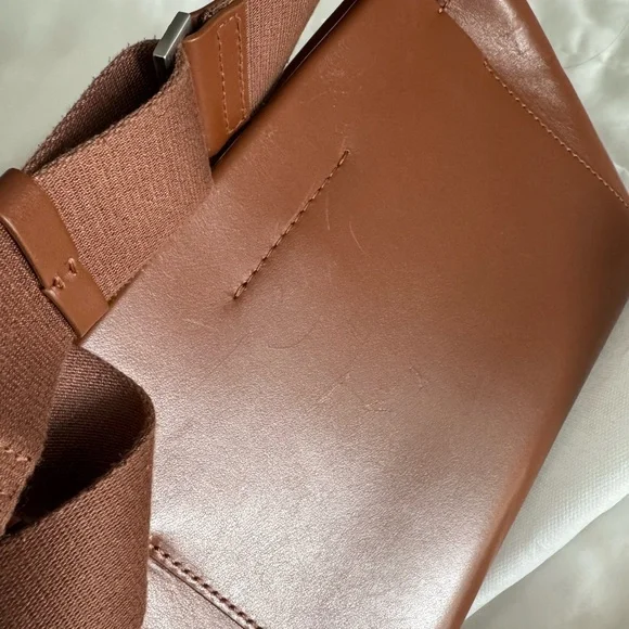 Everlane Mini Form Bag - Picture 2 of 7